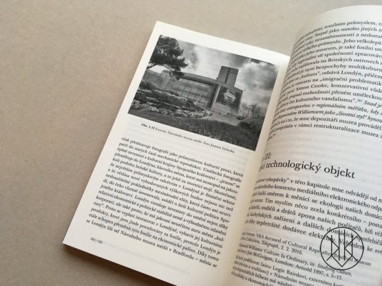 Ne-lidská fotografie