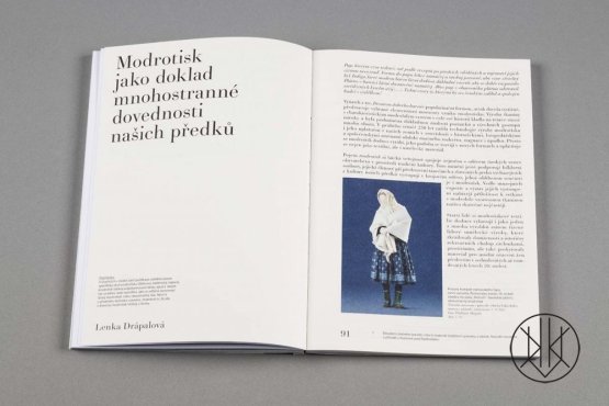 Móda v modré. Tradice a současnost indiga v Japonském a českém textilu