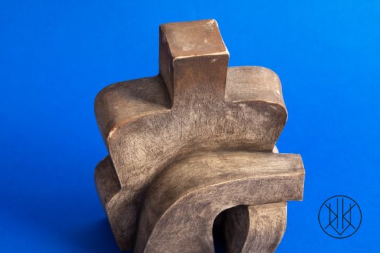 Miloslav Chlupáč: Sedící žena (model)