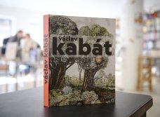 PŘEDPRODEJ: Václav Kabát, Očarované světy