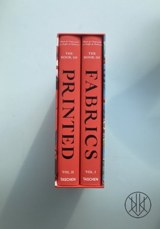Book of Printed Fabrics. From the 16th Century Until Today