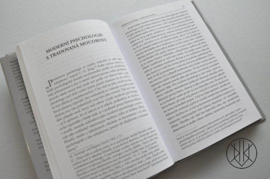 Zrcadlo moudrosti: Eseje o tradiční vědě a posvátném umění