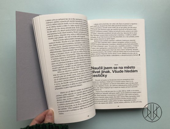 Antiprsa, zábradlí, trdelníky a to všechno okolo