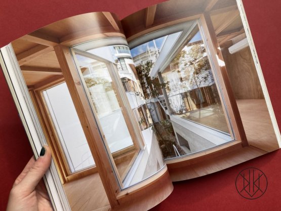 Intimate Beauty of a Japanese Courtyard