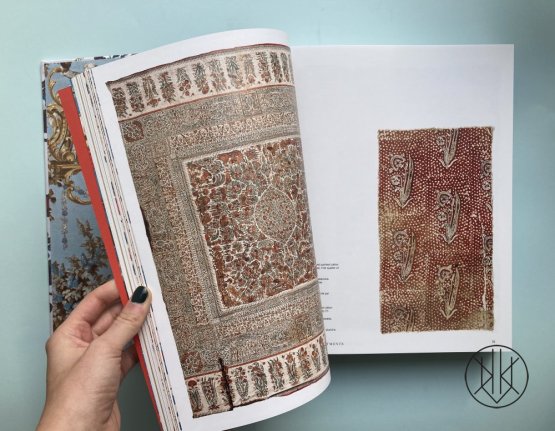 Book of Printed Fabrics. From the 16th Century Until Today