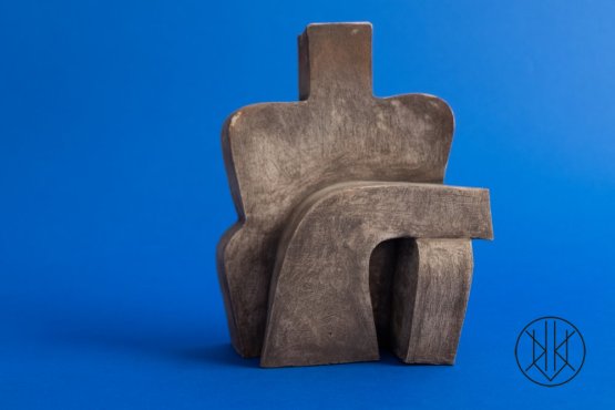Miloslav Chlupáč: Sedící žena (model)