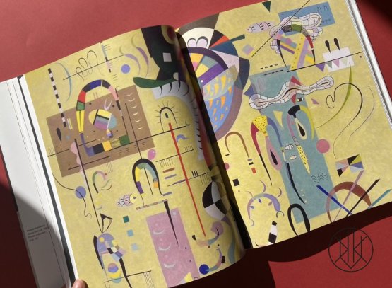 Kandinsky's Universe