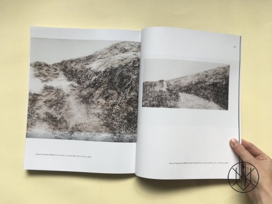 Vivat. Crescat. Floreat: Ať žije, roste a vzkvétá